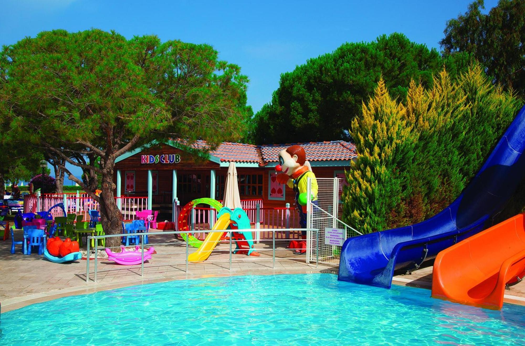Batihan & 4* Kuşadası