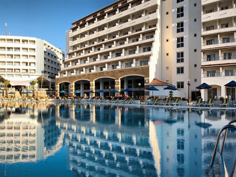Batihan & Resort 4*