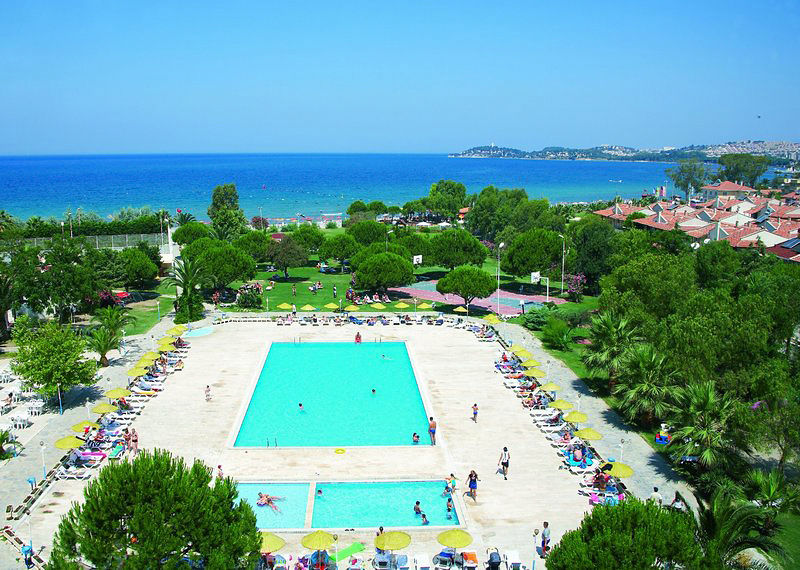 Batihan & Resort 4*